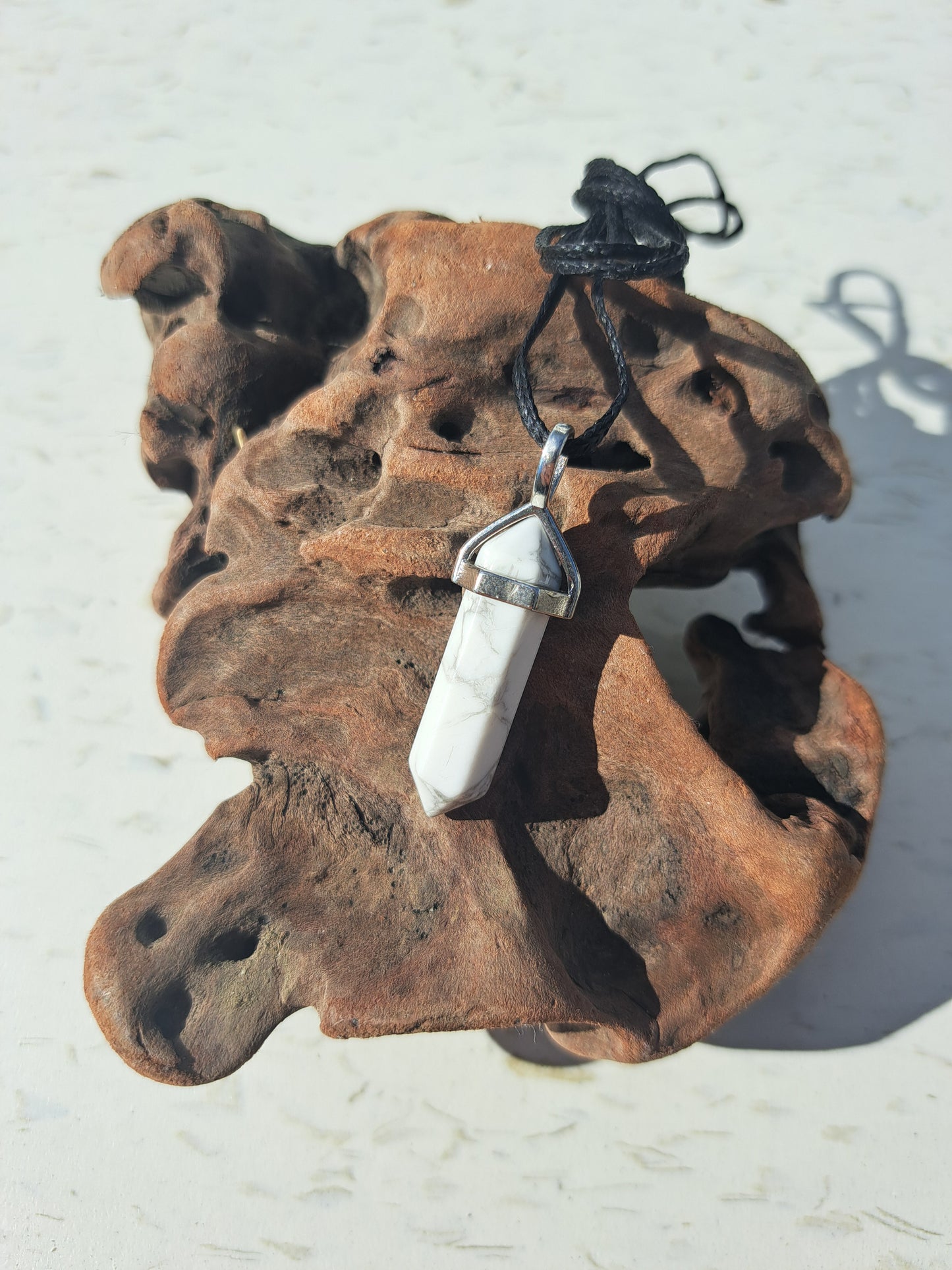 DT Necklace - Howlite
