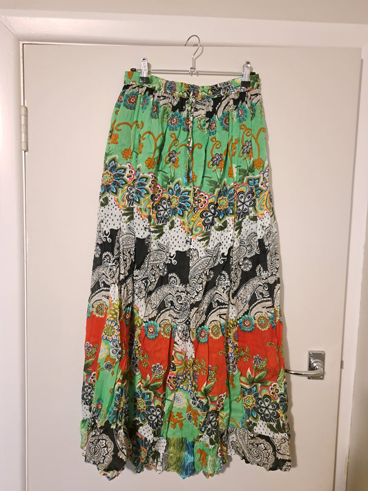 Long Skirt