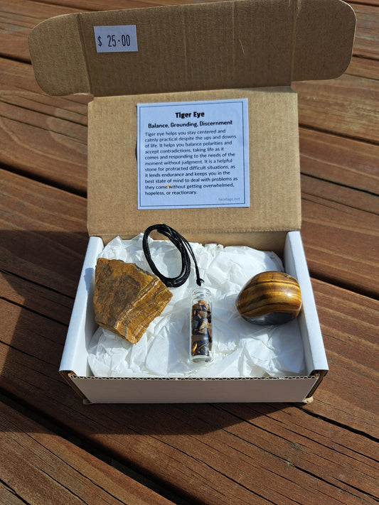 Crystal Chip Necklace Giftbox
