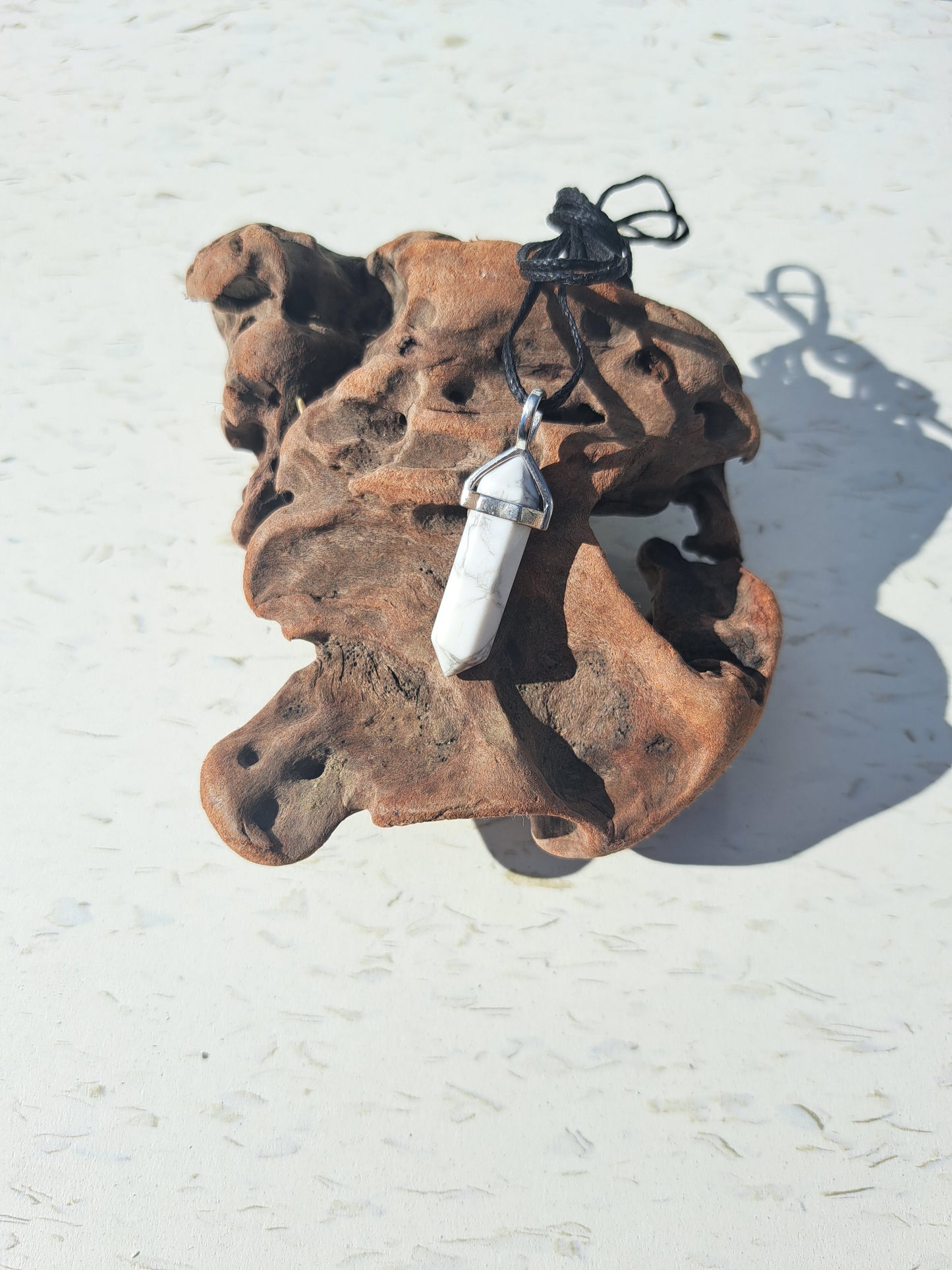 DT Necklace - Howlite