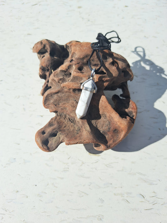 DT Necklace - Howlite
