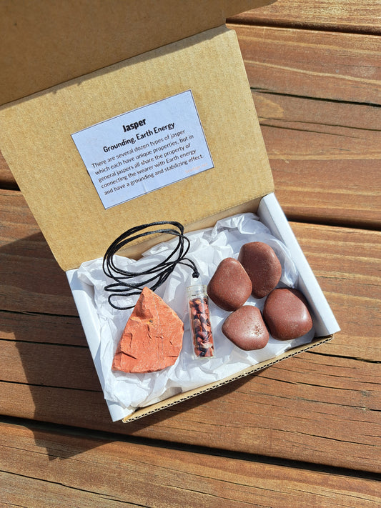 Crystal Chip Necklace Giftbox
